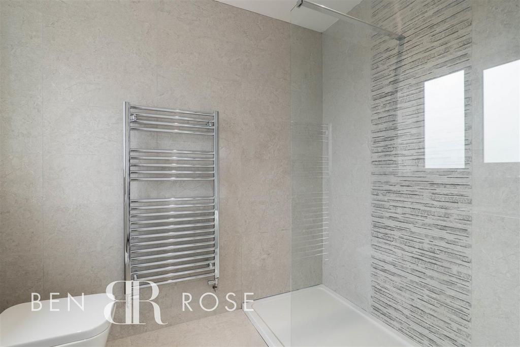 Bedroom Three Ensuite