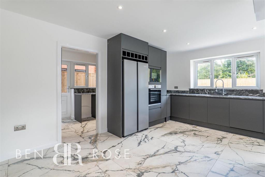 Kitchen/Breakfast/Family Room