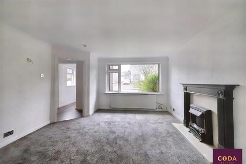 3 bedroom semi-detached house to rent, Birken Road, Lenzie, Kirkintilloch