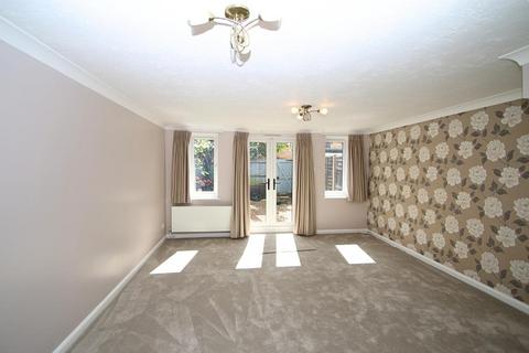2 bedroom end of terrace house for sale, Knaphill