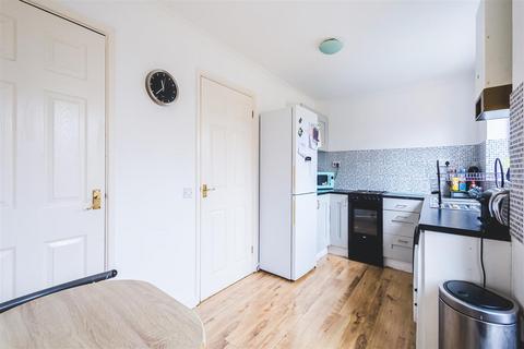 2 bedroom end of terrace house for sale, Boydell Close, Swindon SN5