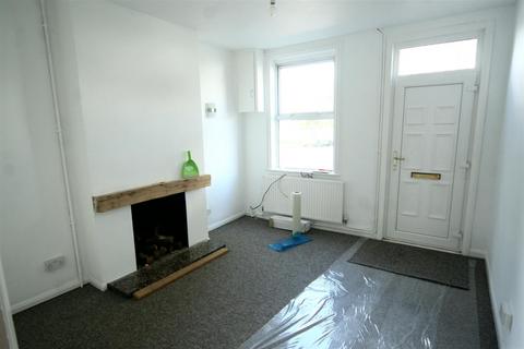 2 bedroom terraced house to rent, North Street East, Uppingham LE15