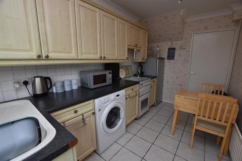 3 bedroom townhouse for sale, Woodhall Drive, Waltham DN37