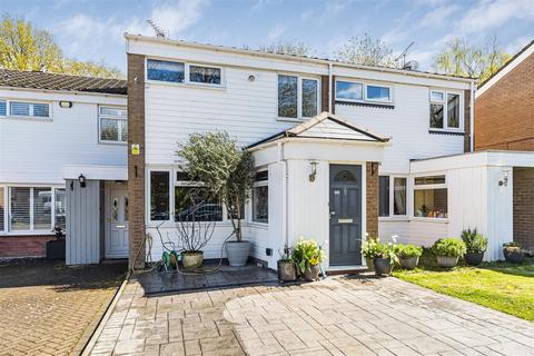 17 Chestnut Lane, Vigo, Gravesend, DA13 0TB