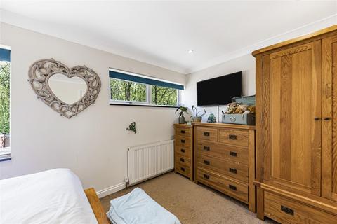 17 Chestnut Lane, Vigo, Gravesend, DA13 0TB