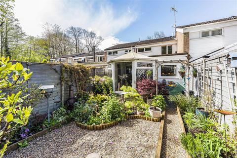 17 Chestnut Lane, Vigo, Gravesend, DA13 0TB