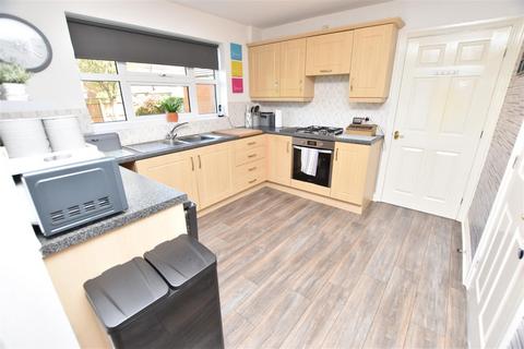 25 Cherry Close, Humberston, Grimsby, DN36 4US