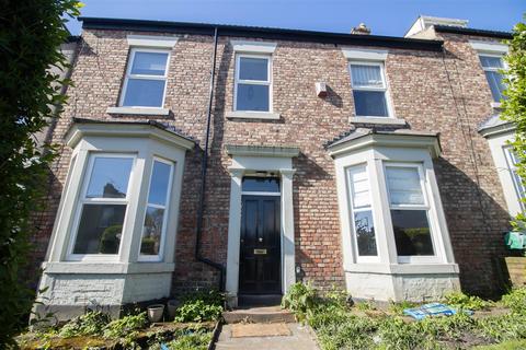 4 bedroom terraced house to rent, Belle Vue Terrace, North Shields