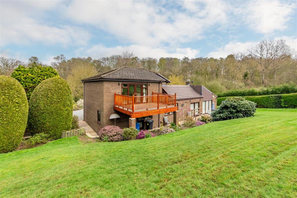 12 The Dell, Morpeth NE61 5 bed detached house for sale £895,000
