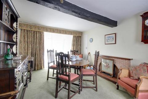 3 bedroom cottage for sale, Main Street, Skidby, Cottingham