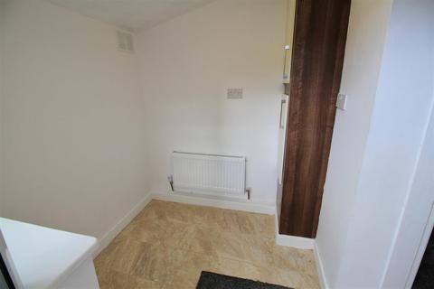 2 bedroom terraced house to rent, Victoria Street, Manchester M34