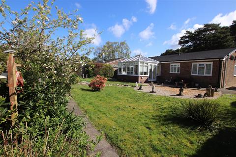 10 Craigside Road, St Leonards, Ringwood, BH24 2QX