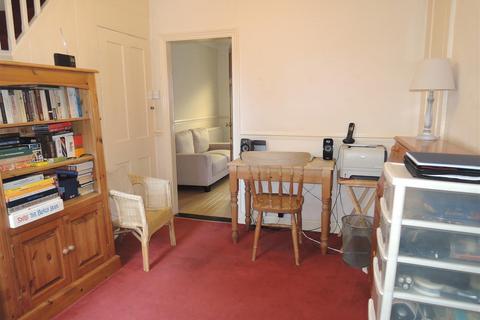 19 Bergholt Road, Colchester, CO4 5AA