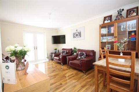 70 Elm Road, Dartford, DA1 2SD