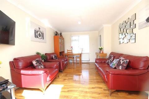 70 Elm Road, Dartford, DA1 2SD