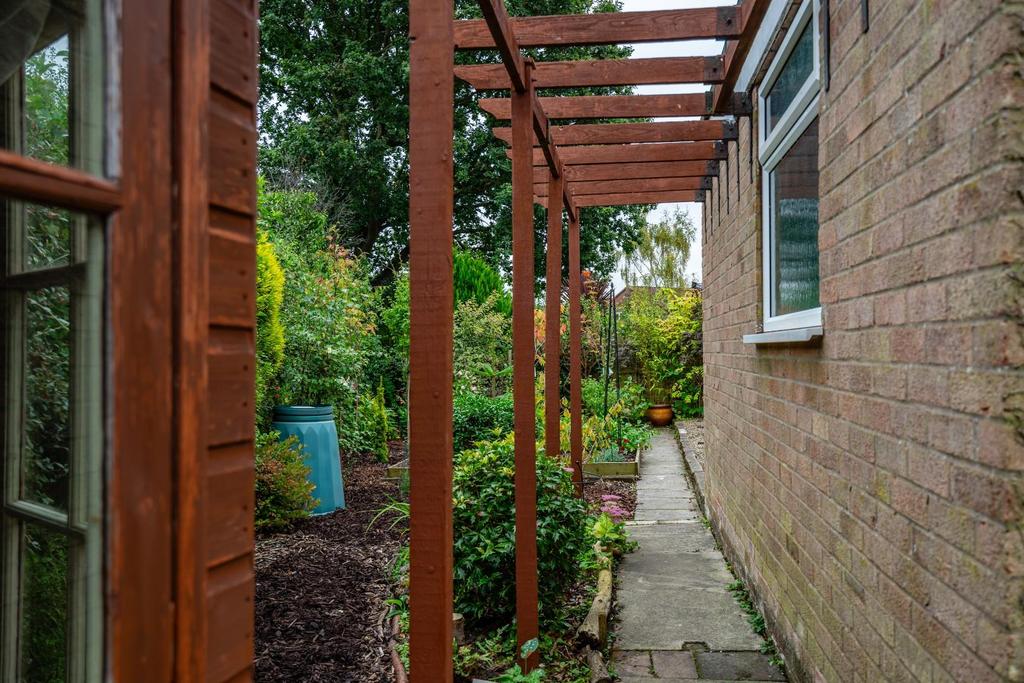 Gardens (8 of 12).jpg