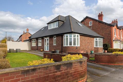 3 bedroom detached house for sale, Chapel Lane, Wilmslow