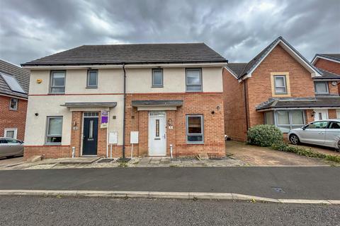 3 bedroom semi-detached house to rent, Byrewood Walk, Newcastle Upon Tyne