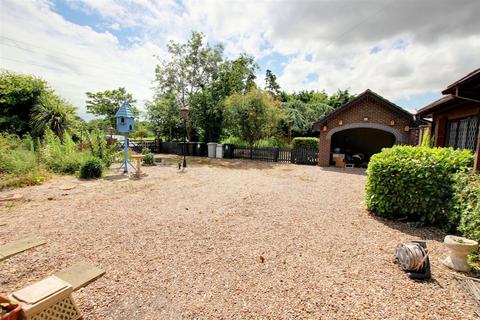 4 bedroom detached bungalow for sale, Saltfleet Road, Mablethorpe LN12