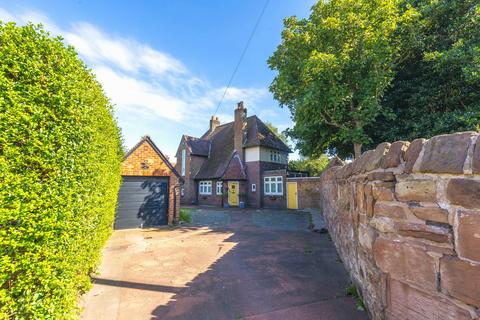 3 bedroom detached house for sale, Black Horse Hill, West Kirby CH48