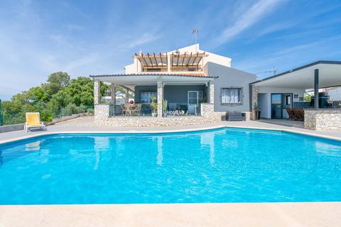 5 bedroom villa, Quarteira,  Algarve