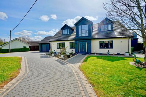 5 bedroom detached house for sale, Low Road, Little Stukeley, Cambridgeshire.