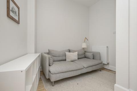 2 bedroom flat for sale, 1F1, 127 Bruntsfield Place, Edinburgh, EH10 4EQ