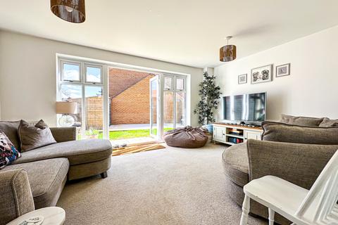 48 Batt Drive, Cheddon Fitzpaine, Taunton, TA2 8FY