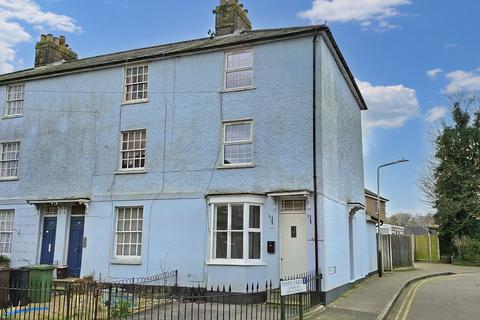 Tunbridge Wells - 3 bedroom end of terrace house for sale