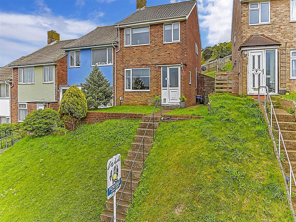 Longfield Road, Dover, Kent 3 bed semidetached house for sale £240,000