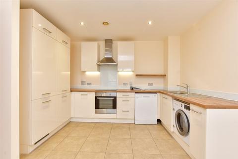 2 bedroom apartment for sale, Russells Crescent, Horley, Surrey