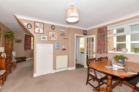 40 Crabble Lane, Dover, CT17 0NY