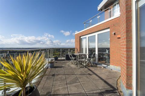 2 bedroom penthouse for sale, Richmond Hill Drive, Bournemouth BH2