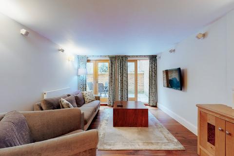 2 bedroom flat to rent, Tavistock Place, Bloomsbury WC1H