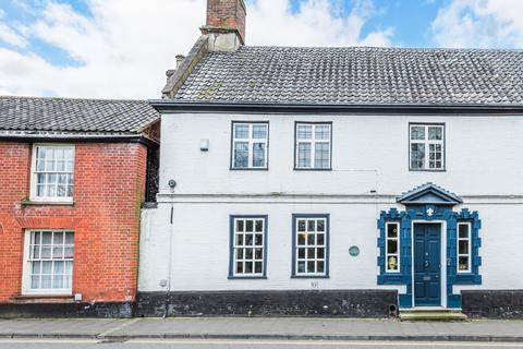 4 bedroom townhouse for sale, Wymondham