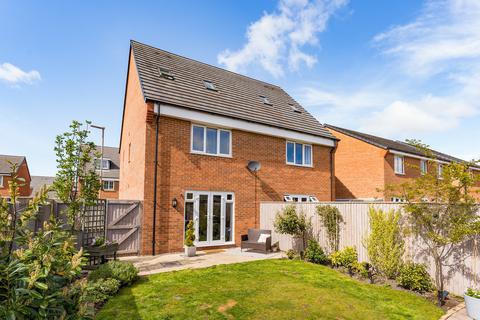 19 Folly View Grove, Burscough, Ormskirk, L40 7AG