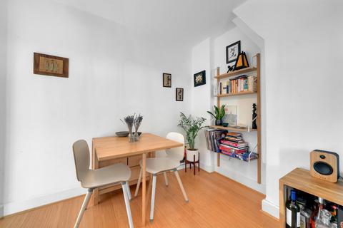 2 bedroom apartment for sale, Richmond Grove, Islington N1