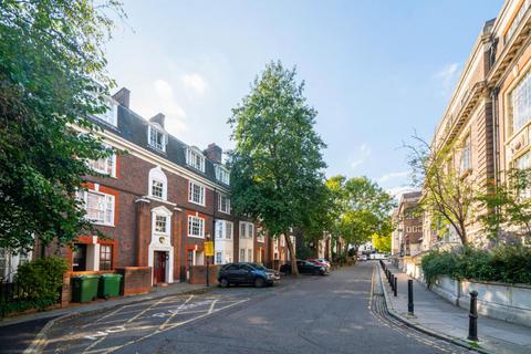 13c Richmond Grove, London, N1 2DL