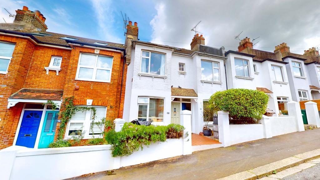 Totland road, Brighton, BN2 2 bed flat £350,000