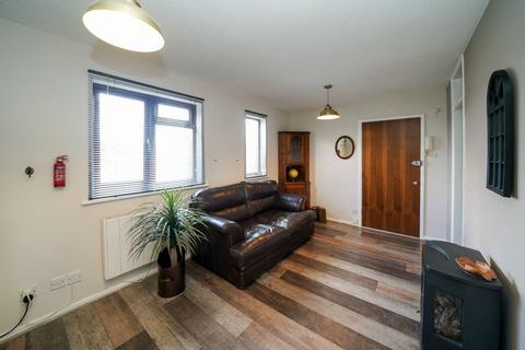 1 bedroom apartment for sale, Rushey Field, Bolton, BL7