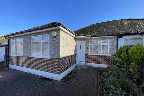 3 bedroom semi-detached bungalow for sale, Gerrard Gardens, Pinner HA5