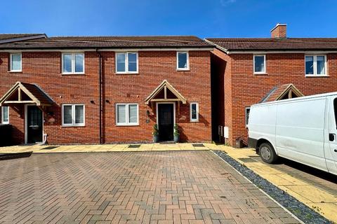 3 bedroom end of terrace house for sale, Leigh Woods Place, Silsoe, Bedfordshire, MK45 4QF