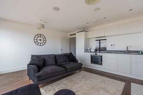 1 bedroom apartment to rent, Lewis Street, Cardiff CF11