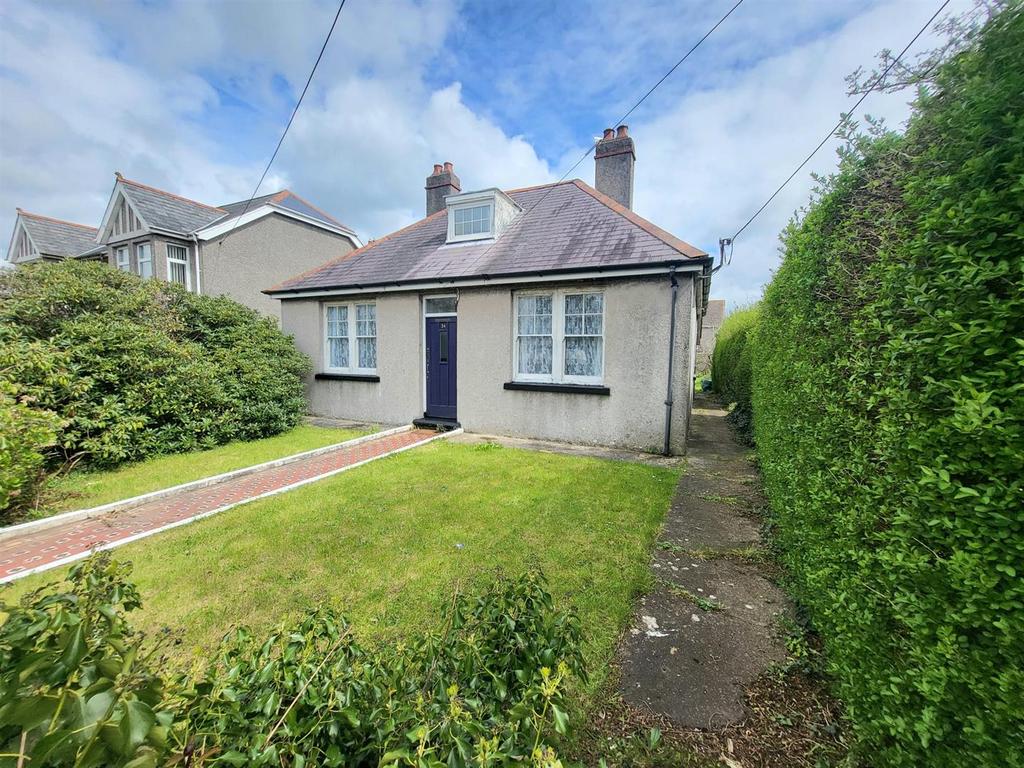 Steynton Road, Milford Haven 2 bed detached bungalow for sale £200,000