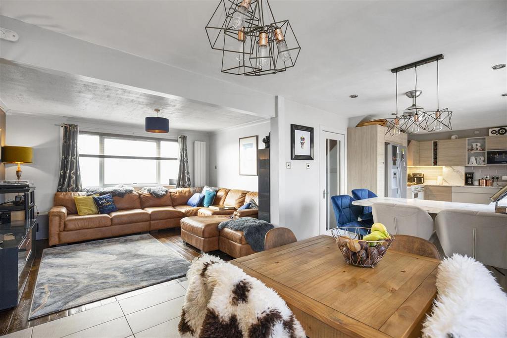 10 C Carnock Road 10.jpg