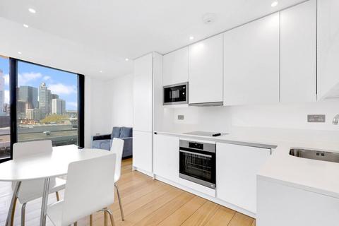 1 bedroom penthouse to rent, Plumbers Row, Aldgate East, E1
