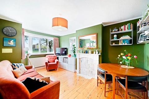 110 Meadowview Road, London, SE6 3NQ