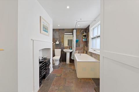 5 Watlington Grove, London, SE26 5RR