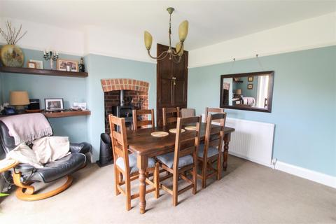 30 Clotherholme Road, Ripon, HG4 2DQ
