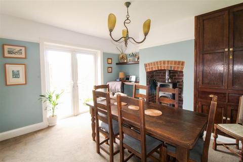 30 Clotherholme Road, Ripon, HG4 2DQ